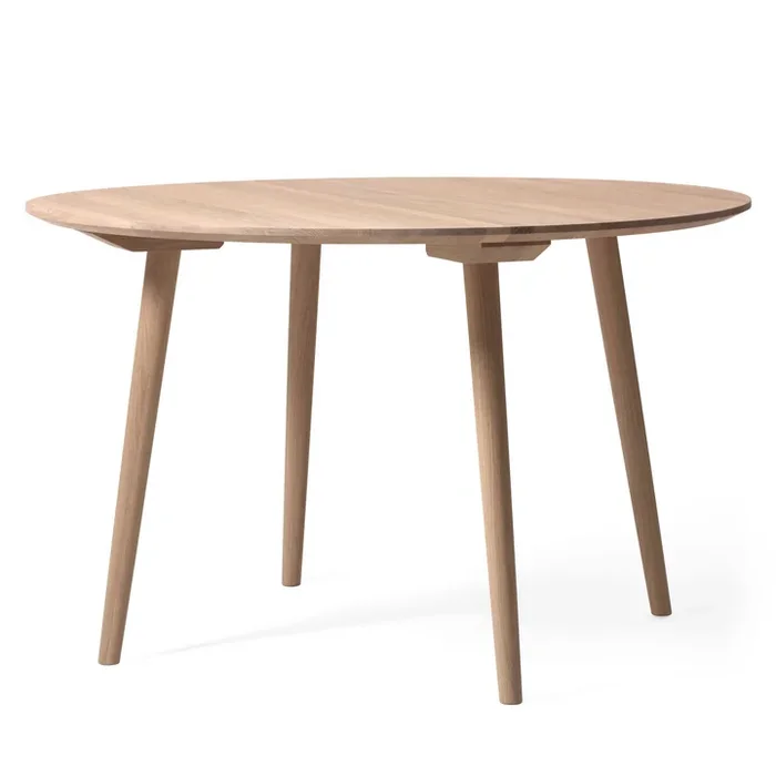 &Tradition – In Between Tisch SK4, Ø 120 cm, Eiche geölt