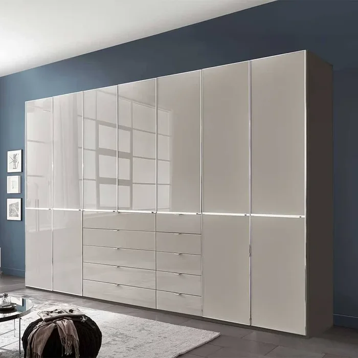 7-türiger Schlafzimmer-Schrank zweifarbig – Korcula