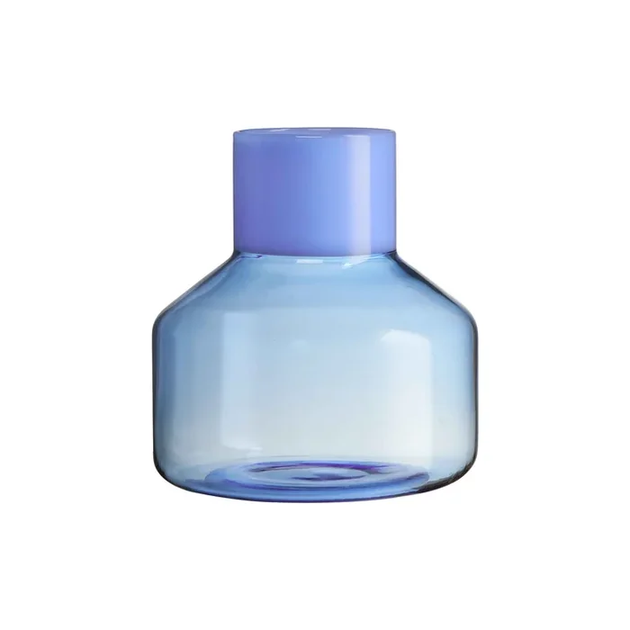 Design Letters – Generous Vase