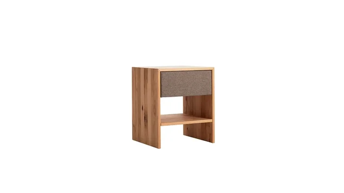 Nachttisch Alpin Luxe – Wildkernbuche geölt, Stoff Braun
